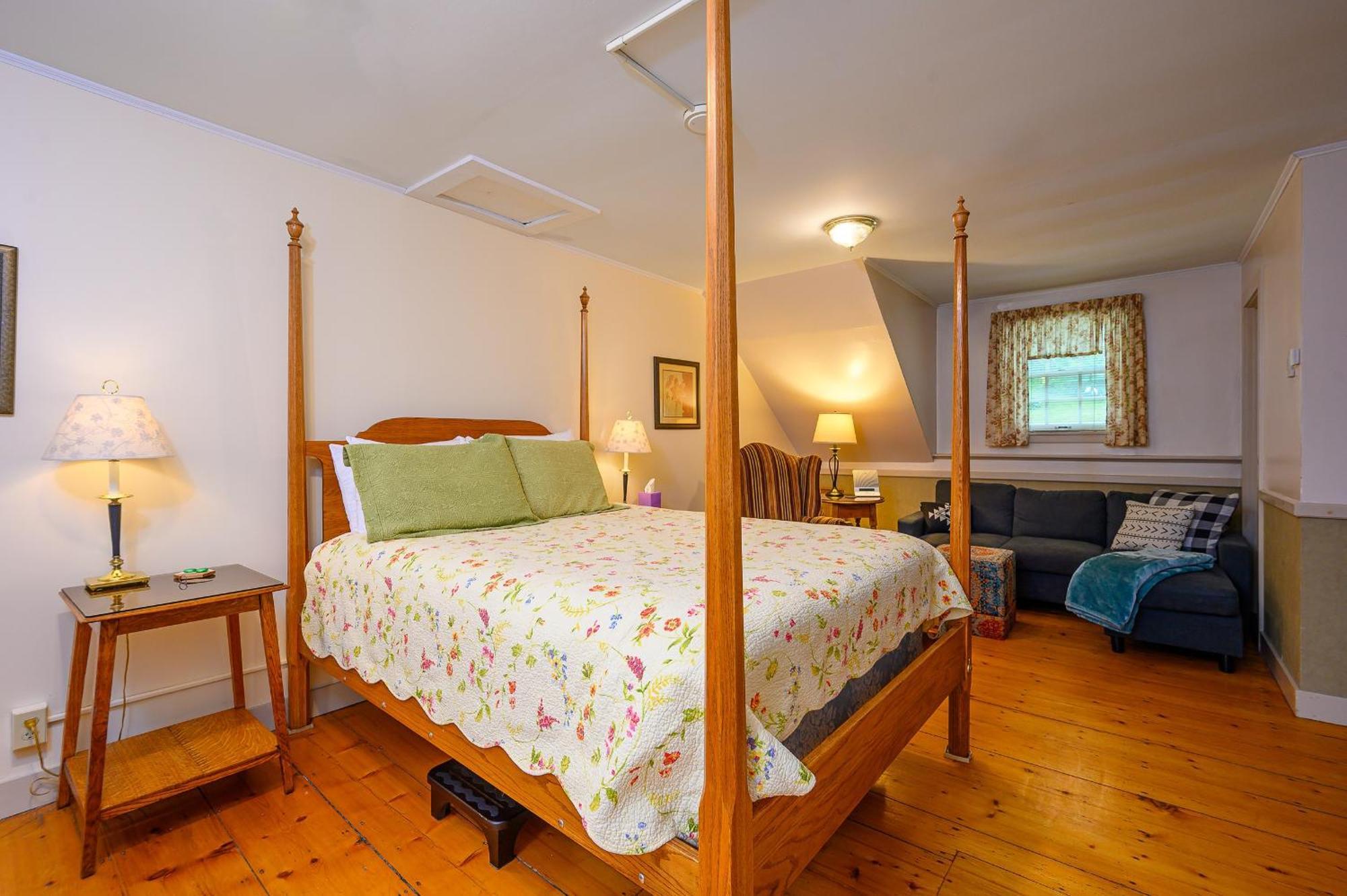 Brass Lantern Inn Stowe Bagian luar foto